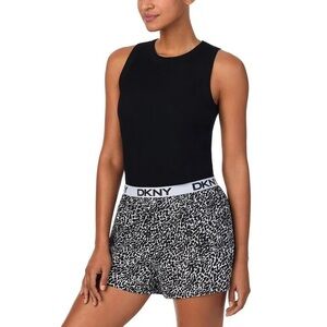🩷💲6️⃣ {{ s h o r t s }} DKNY Leapord shorts